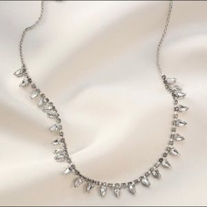 Stella & Dot Featherweight Statement Necklace